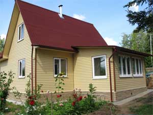 Фото крыши из красного ондулина